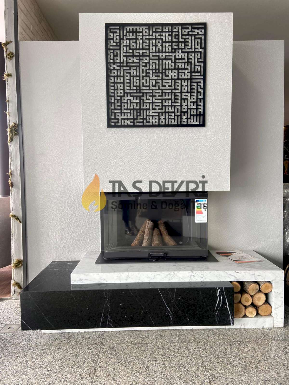 Üç Açık Odunlu Şömine 1